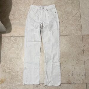 Zara Women's High Waisted Mom Straight Leg Jeans in White